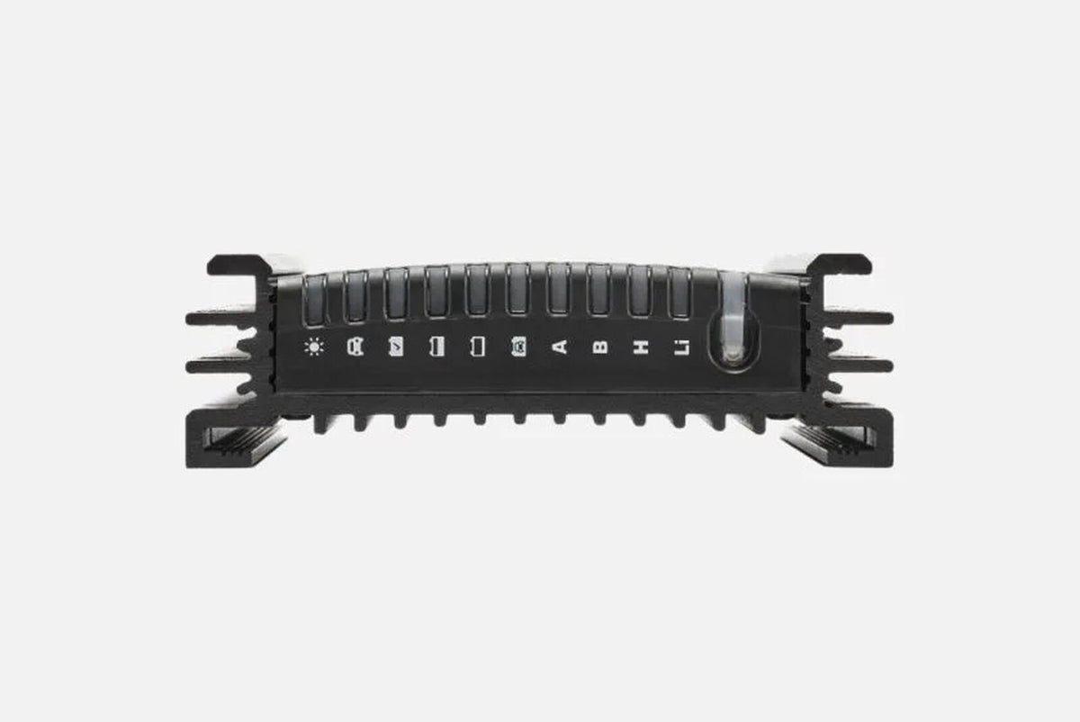 REDARC BCDC ALPHA 50R BATTERY MANAGER with Shunt